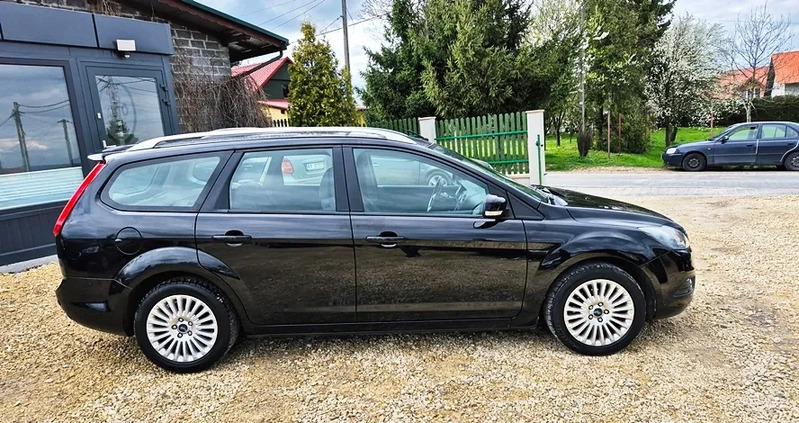 Ford Focus cena 16100 przebieg: 243000, rok produkcji 2009 z Gliwice małe 631